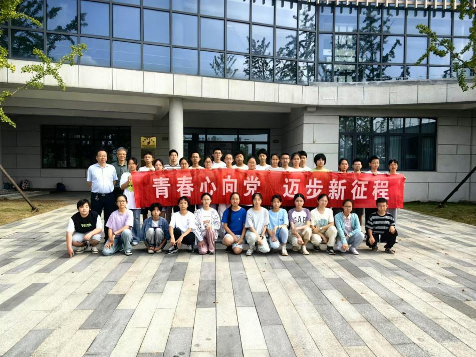 新國聯(lián)集團“政府開放月”：月城中學師生團走進秦望山綠色循環(huán)產(chǎn)業(yè)園